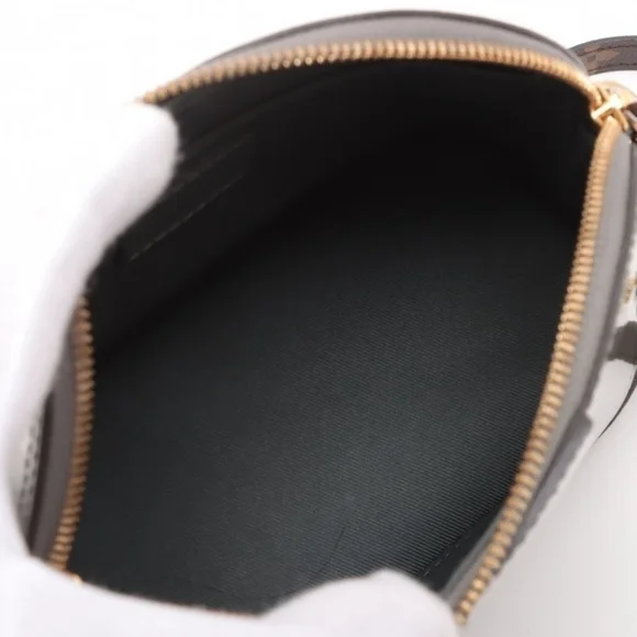 Authentic Louis Vuitton Vernis Alma - Picture 6 of 10